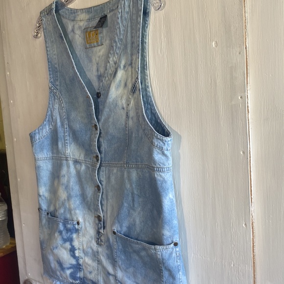 Liz Authentic Jean Bleached Distressed Mini Overhauls Sz M - Picture 5 of 6
